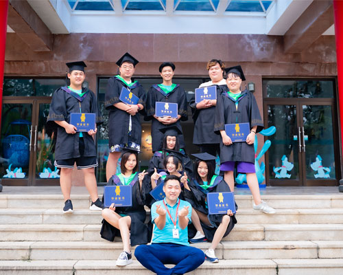 1661333199478913.jpg 21.jpg